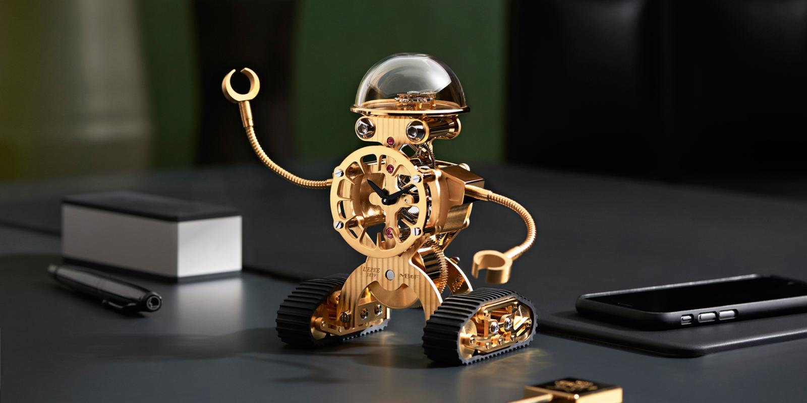 機械式腕時計　L epee 1839 L1433 スケルトン Hands-On - MB&F x L'Epee 1839 GRANT Robot Clock (Specs & Price)